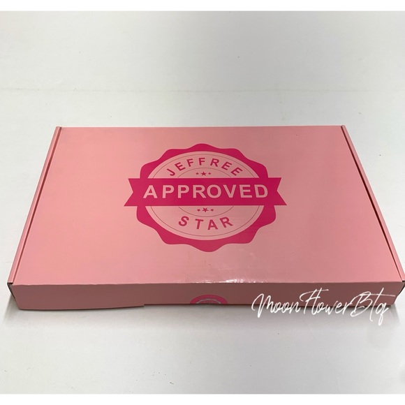 Jeffree Star Limited Edition Approved Stamp Hand Mirror - Picture 8 of 9